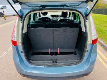 Used Renault Grand Scenic 2011 for sale - 74785826: Photo
