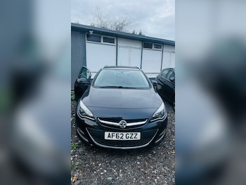 Vauxhall - Astra