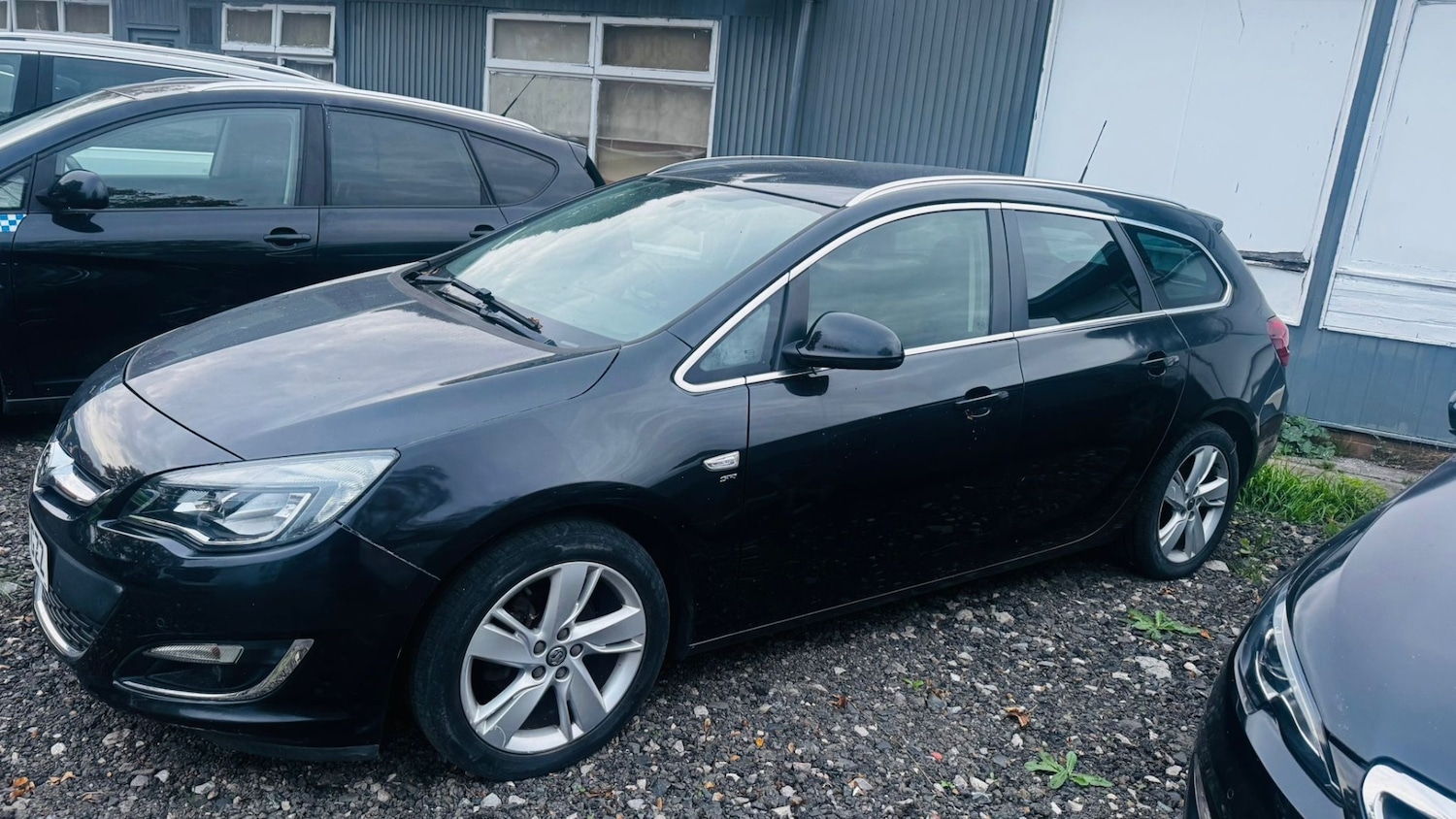 Used Vauxhall Astra 2012 for sale - 76347280: Photo 3