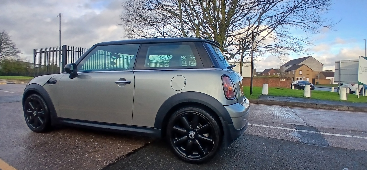 Used MINI Hatch 2009 for sale - 77258528: Photo 6