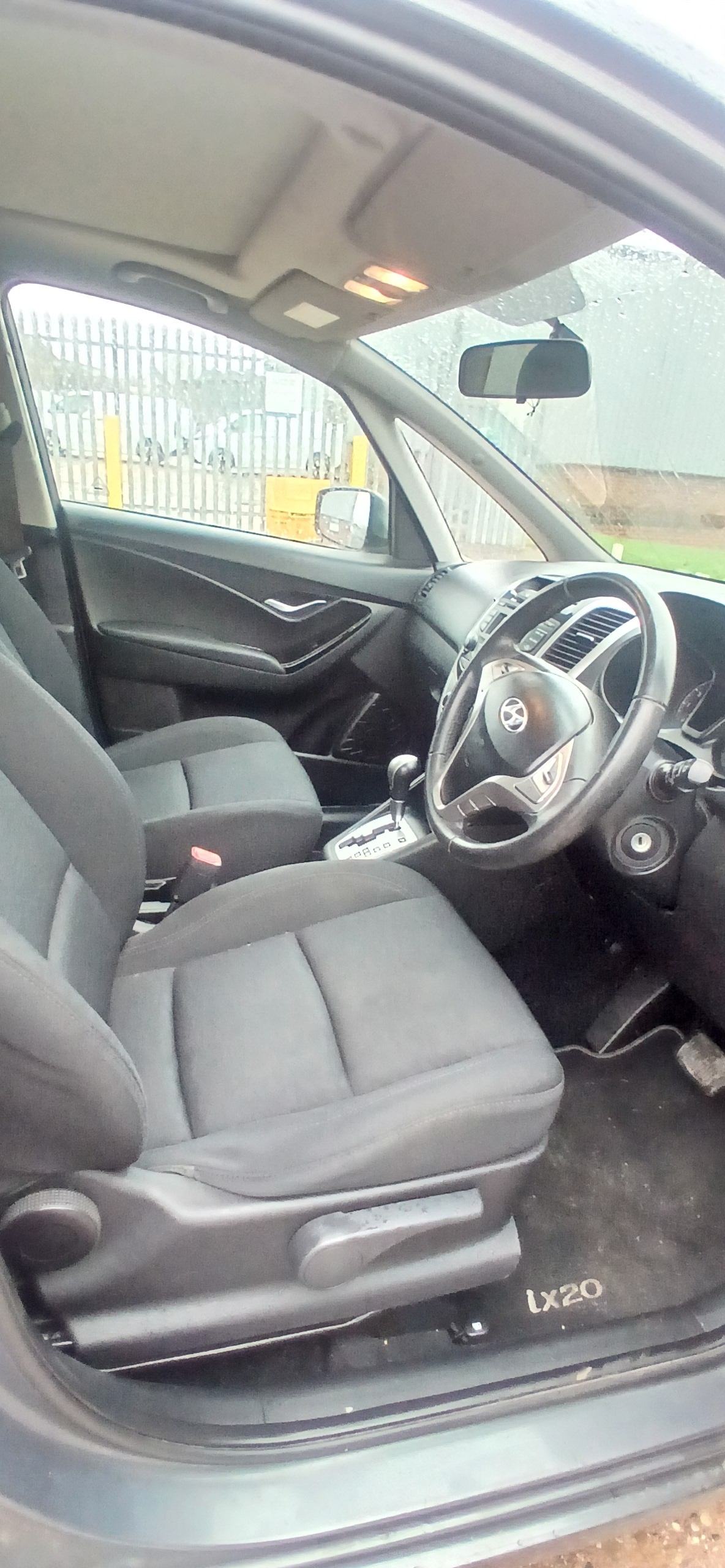 Used Hyundai Ix20 2011 for sale - 77253547: Photo 8