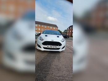 Used Ford Fiesta 2015 for sale - 78933421: Photo