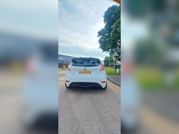 Used Ford Fiesta 2015 for sale - 78933421: Photo