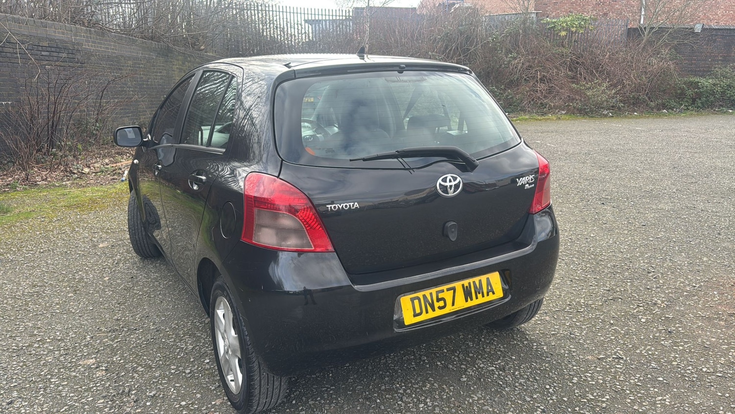 Used Toyota Yaris 2011 for sale - 77975997: Photo 4