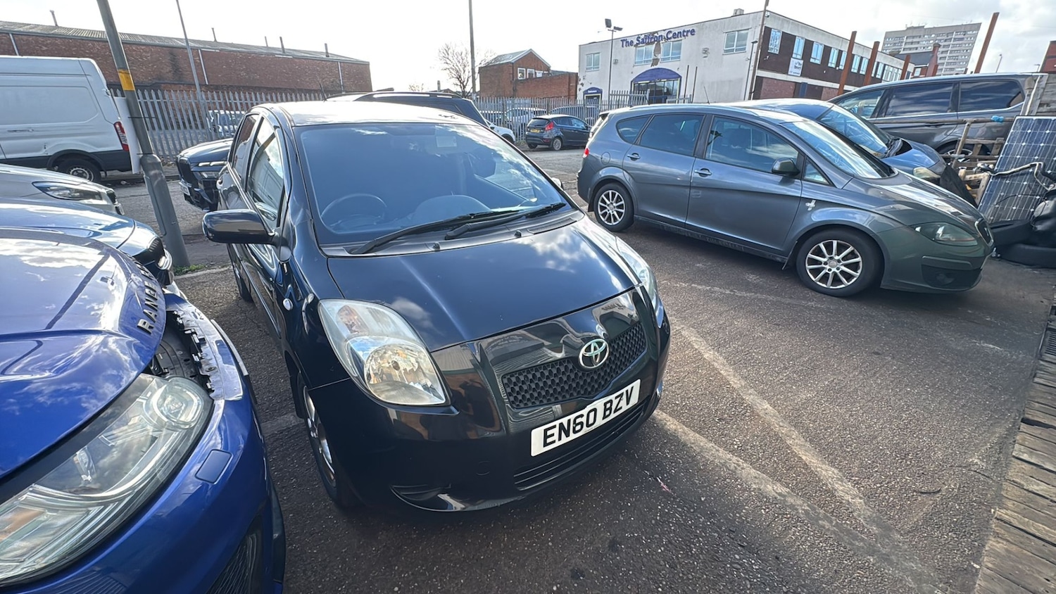 Used Toyota Yaris 2011 for sale - 77975997: Photo 7