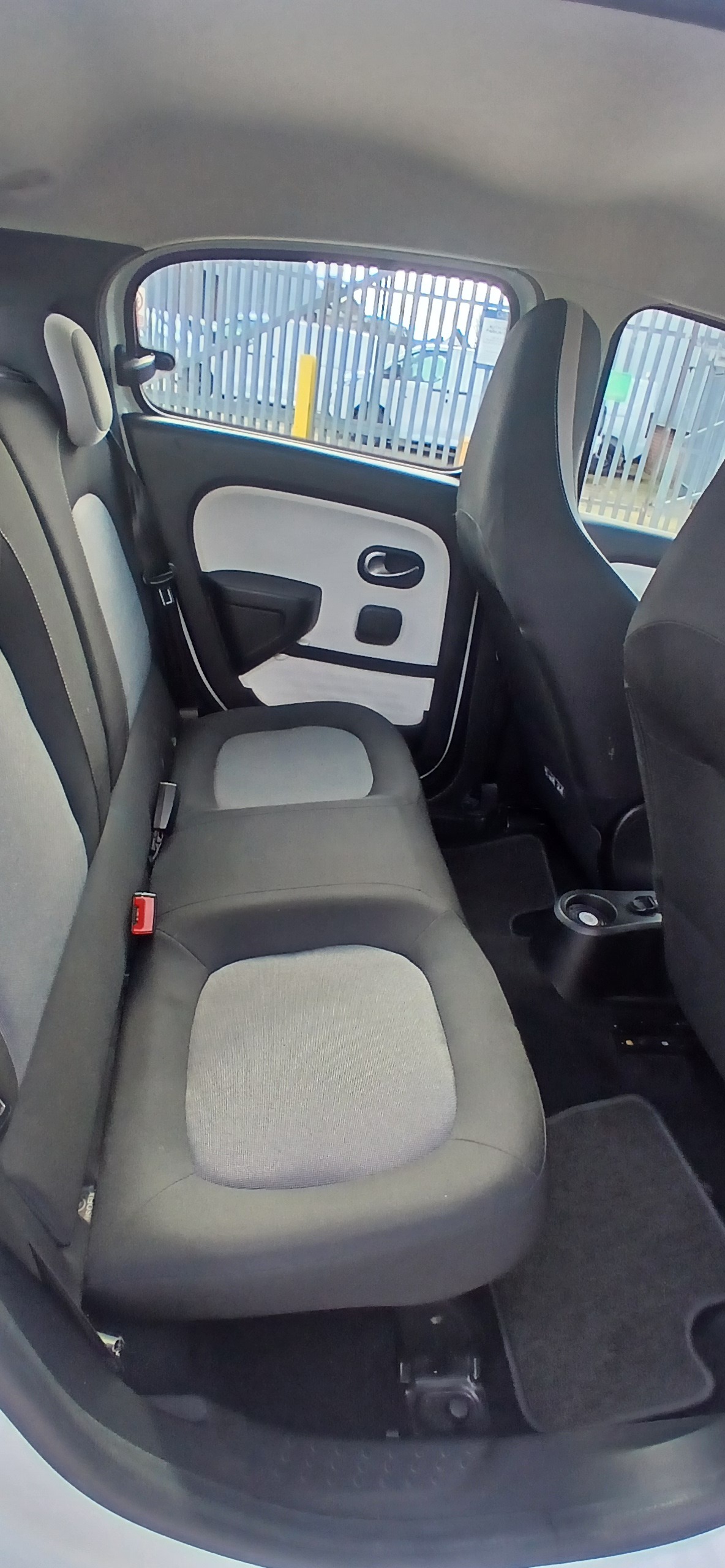 Used Renault Twingo 2016 for sale - 77665303: Photo 7