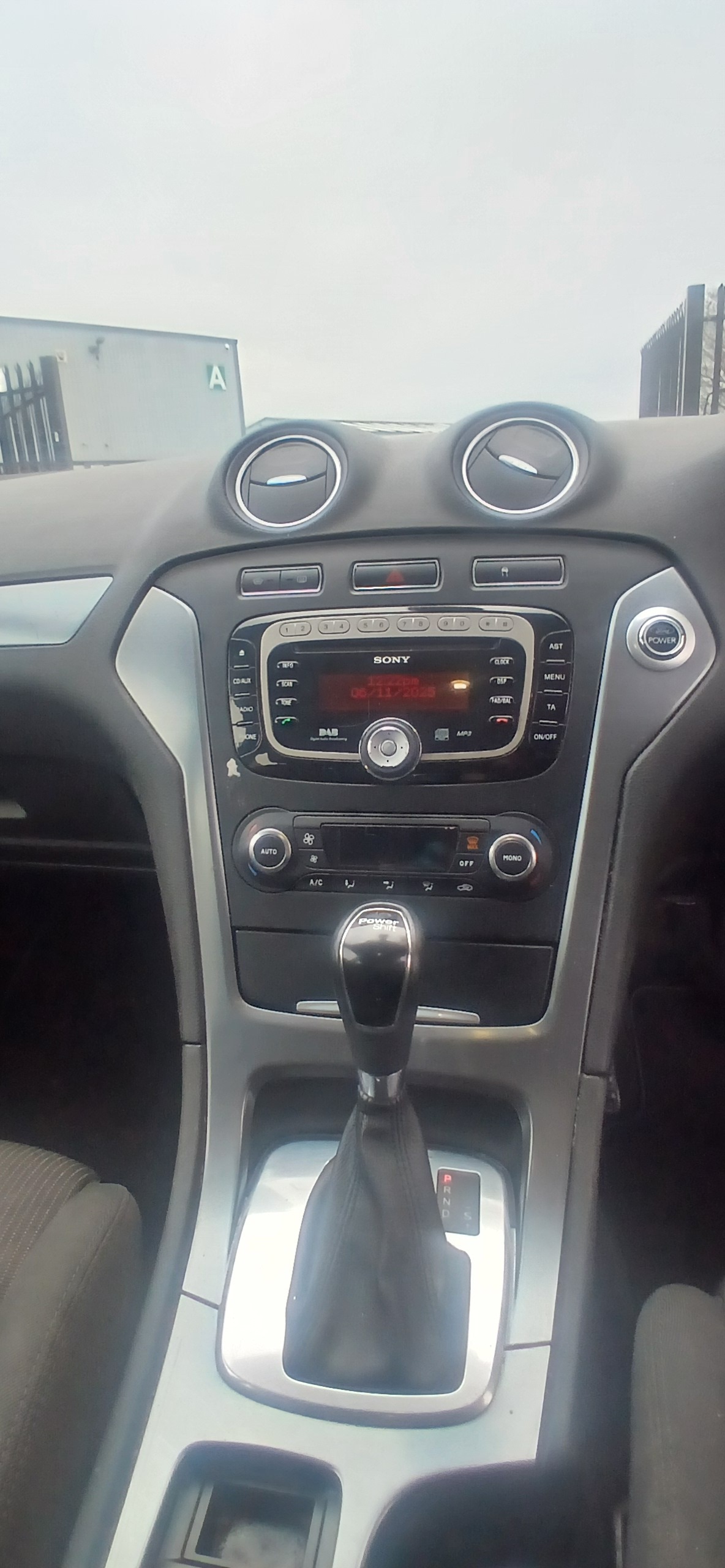 Used Ford Mondeo 2012 for sale - 76541493: Photo 12