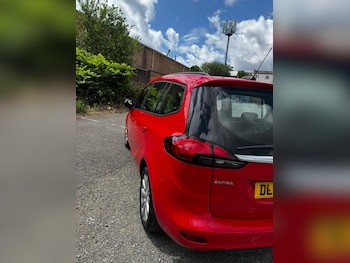 Used Vauxhall Zafira 2016 for sale - 76135810: Photo 4