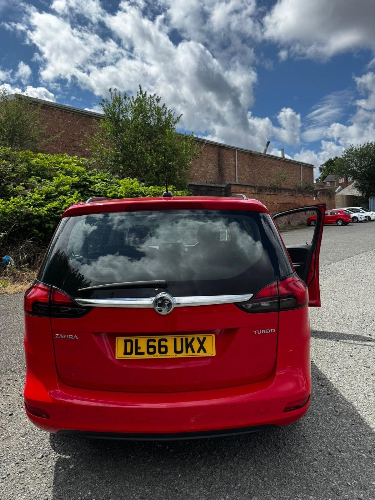Used Vauxhall Zafira 2016 for sale - 76135810: Photo 7