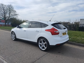Used Ford Focus 2013 for sale - 75124796: Photo