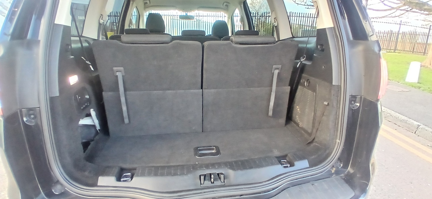 Used Ford Galaxy 2017 for sale - 77054834: Photo 8