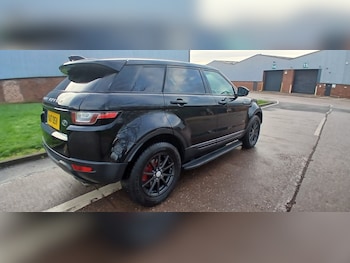 Used Land Rover Range Rover Evoque 2017 for sale - 77058477: Photo