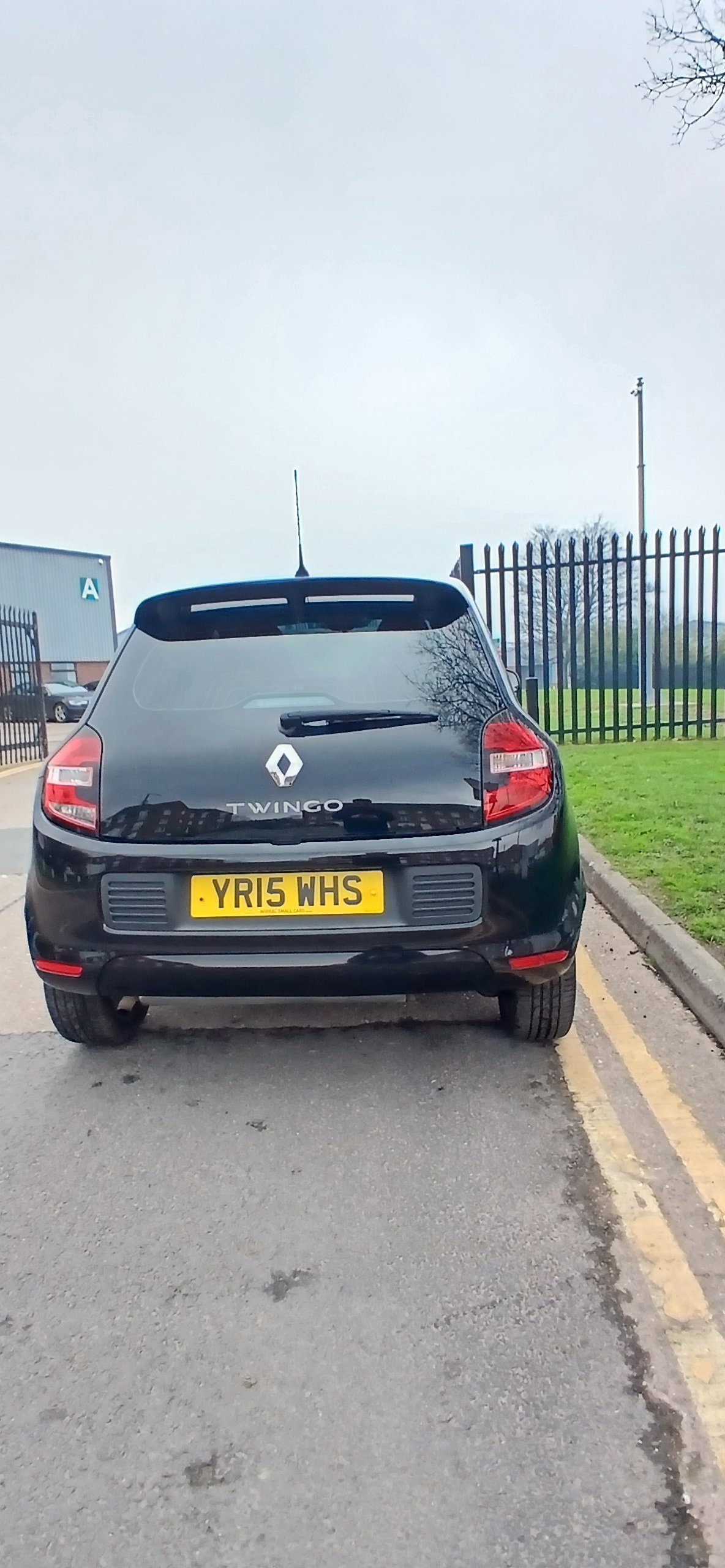 Used Renault Twingo 2015 for sale - 77896816: Photo 2