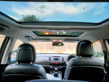 Used Kia Sportage 2011 for sale - 75939004: Photo