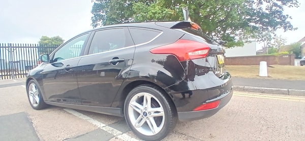 Used Ford Focus 2015 for sale - 76063950: Photo 5