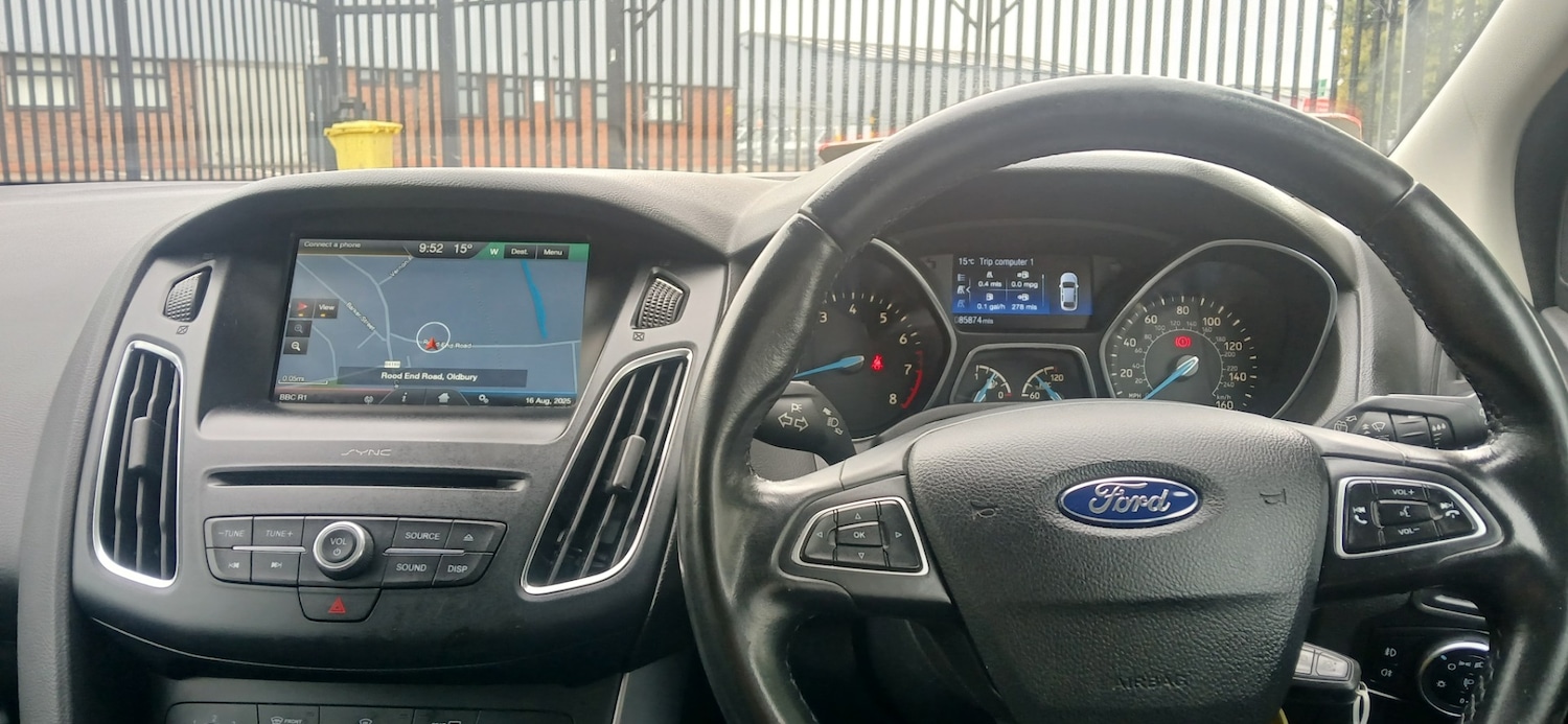 Used Ford Focus 2015 for sale - 76379663: Photo 10