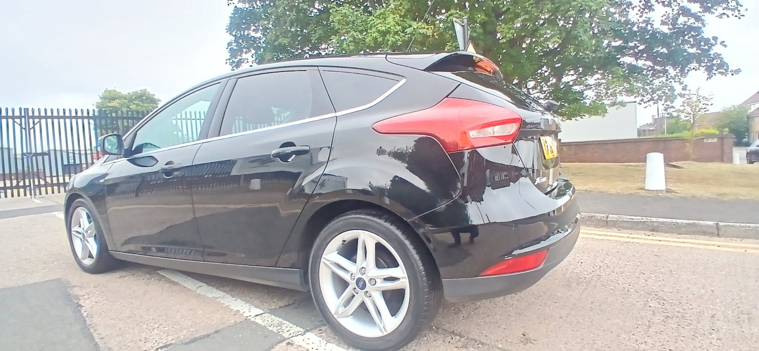 Used Ford Focus 2015 for sale - 76379663: Photo 3