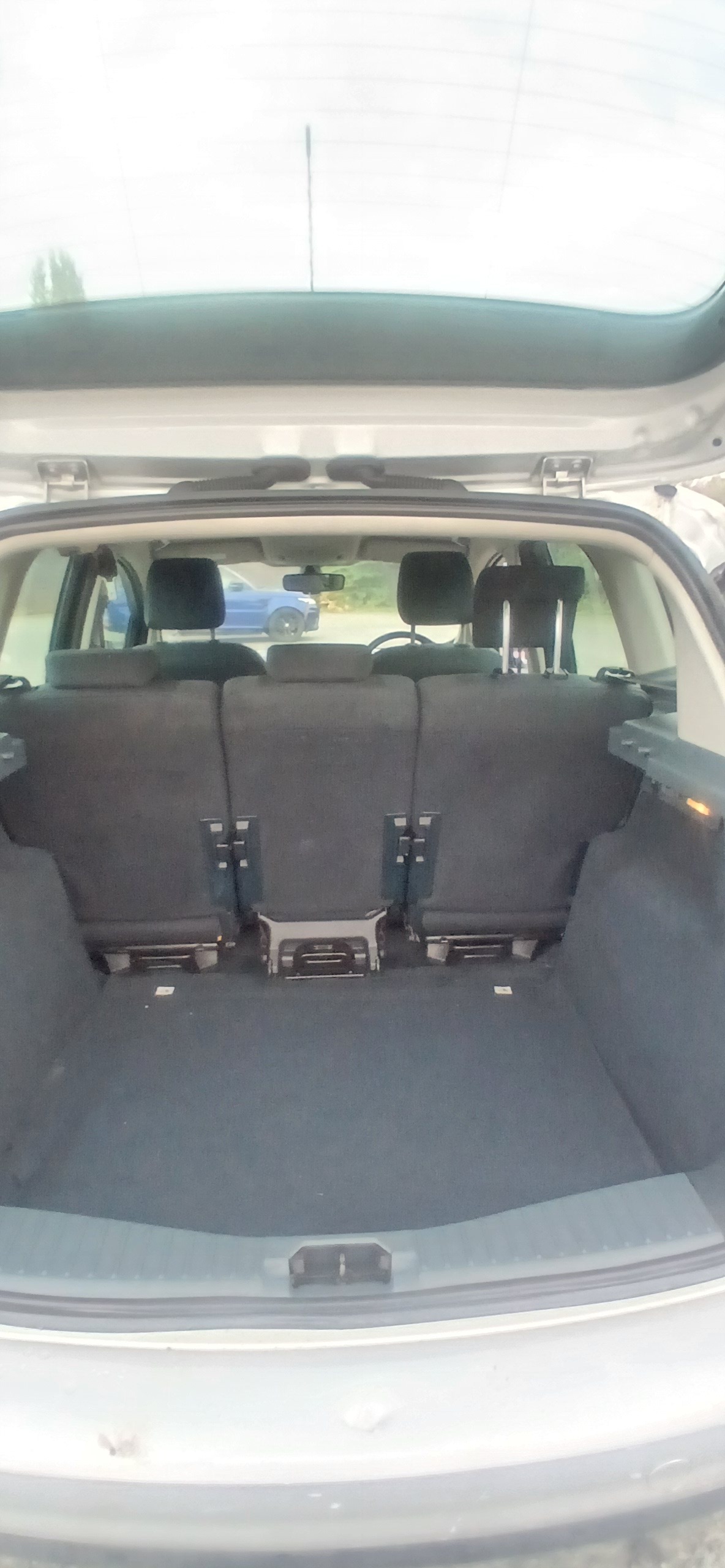 Used Ford C-Max 2012 for sale - 76346440: Photo 6