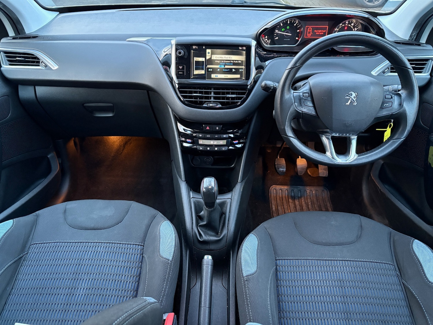 Used Peugeot 208 2014 for sale - 77354207: Photo 7