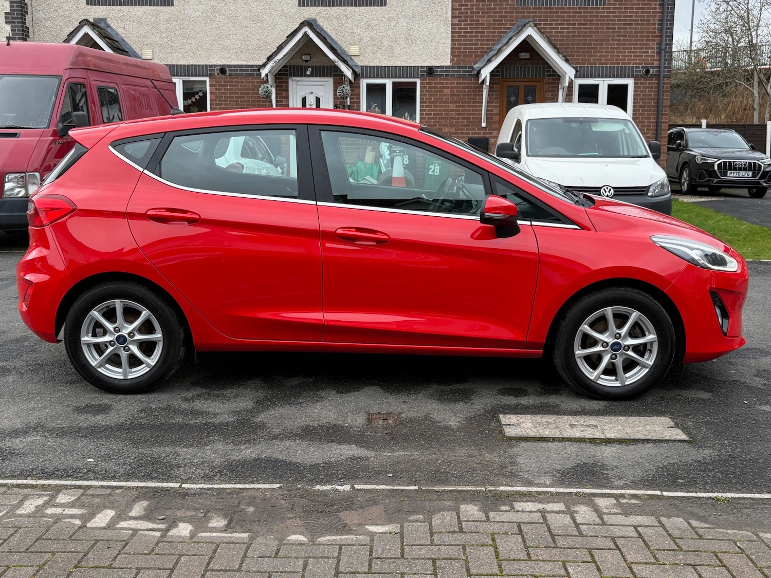 Used Ford Fiesta 2017 for sale - 77791308: Photo 7