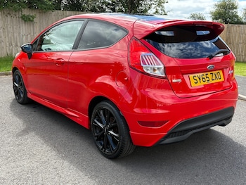 Used Ford Fiesta 2015 for sale - 78543446: Photo