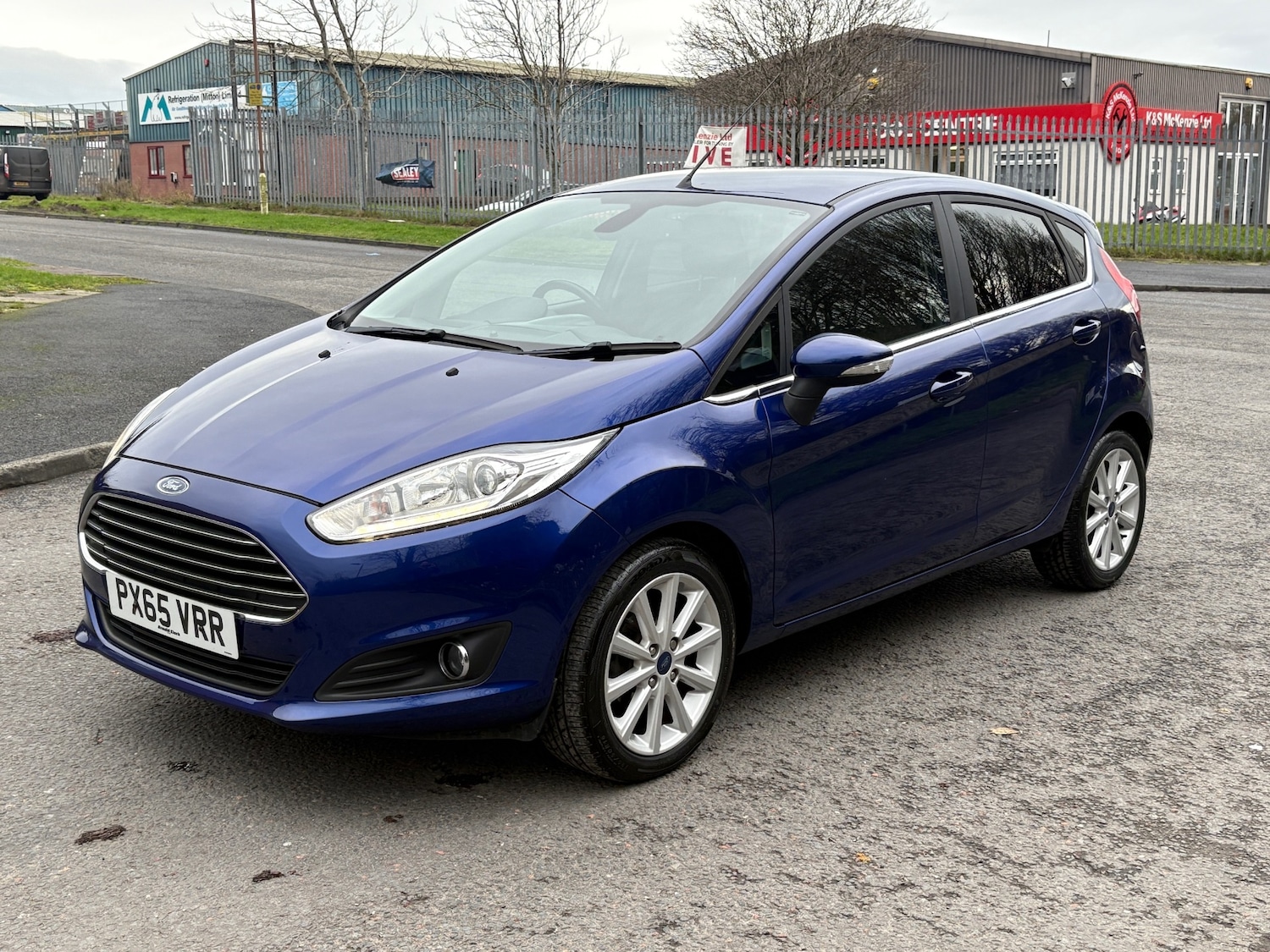 Used Ford Fiesta 2015 for sale - 77049301: Photo 3