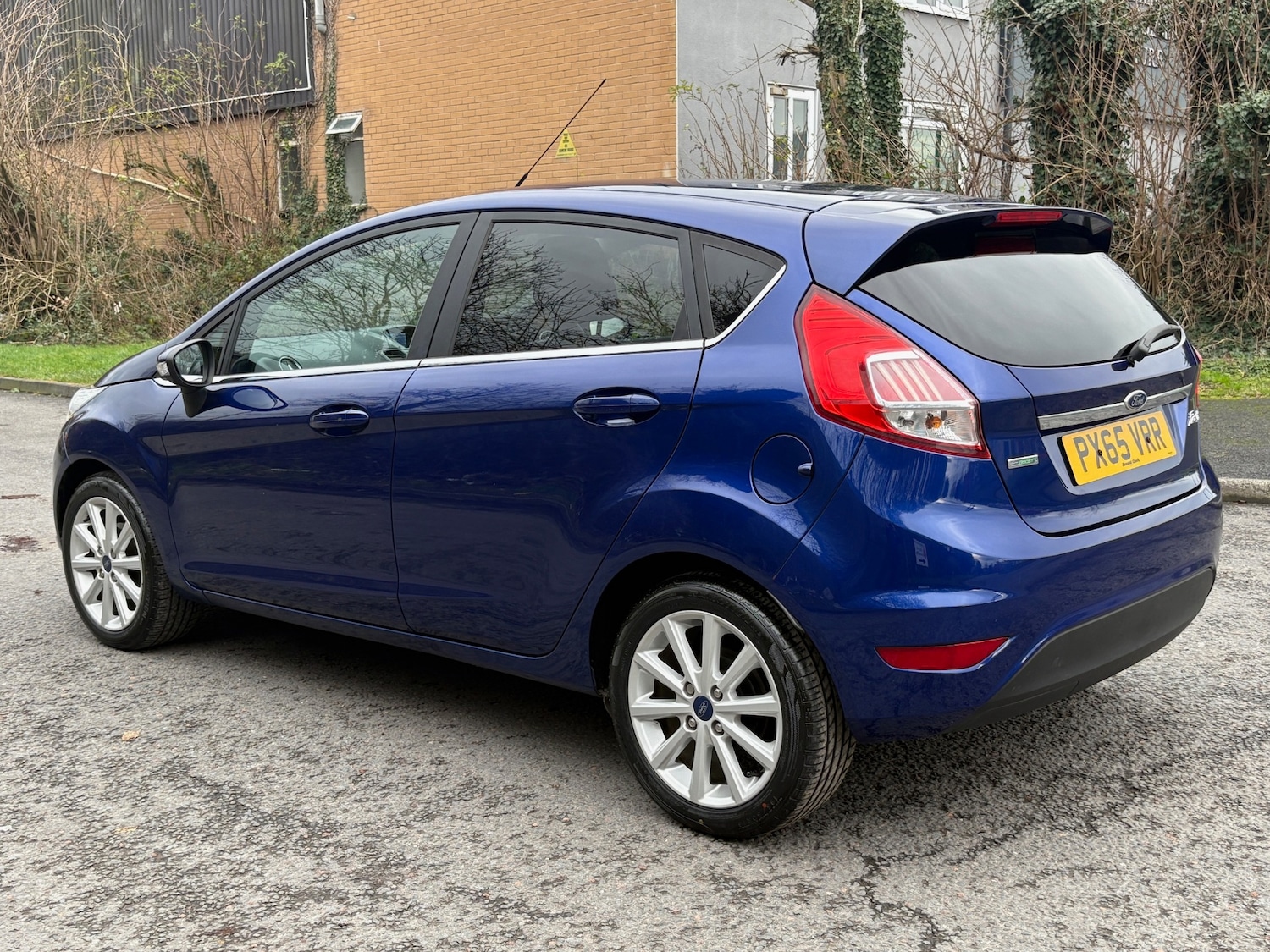 Used Ford Fiesta 2015 for sale - 77049301: Photo 4
