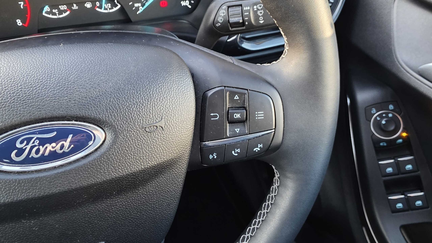 Used Ford Puma 2023 for sale - 76732403: Photo 24