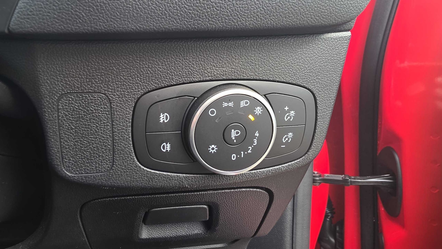 Used Ford Focus 2018 for sale - 75981214: Photo 27