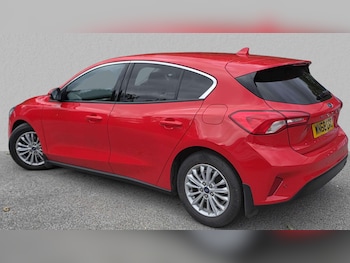 Used Ford Focus 2018 for sale - 75981214: Photo 3
