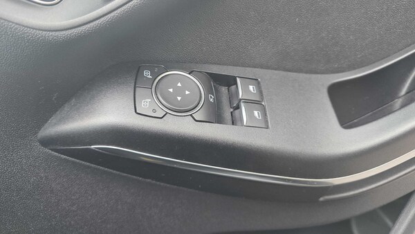 Used Ford Fiesta 2017 for sale - 76125957: Photo 24