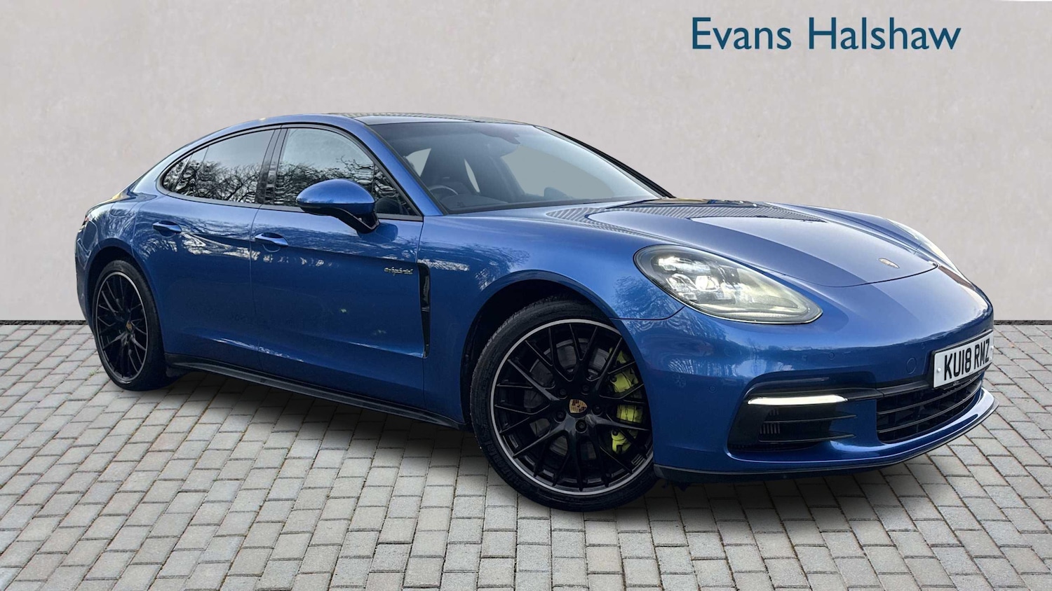 Used Porsche Panamera 2018 for sale - 76704980: Photo 1