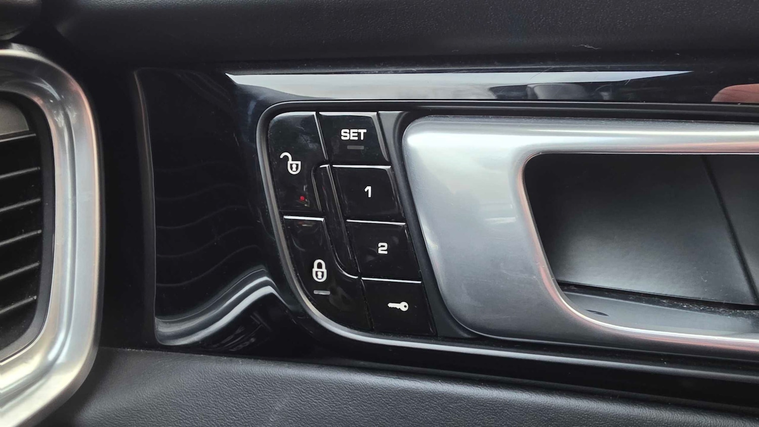 Used Porsche Panamera 2018 for sale - 76704980: Photo 25