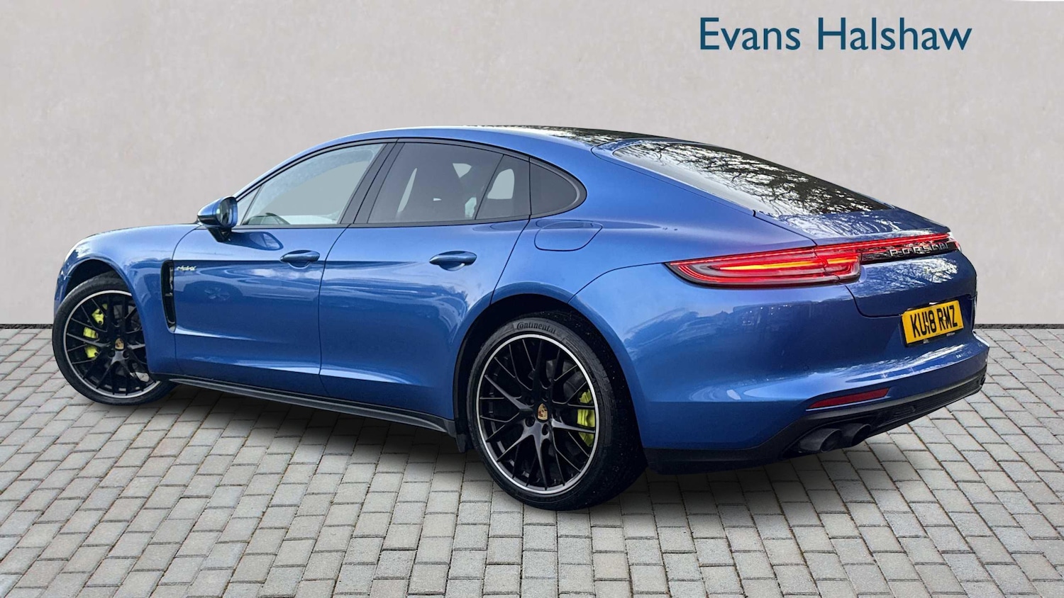 Used Porsche Panamera 2018 for sale - 76704980: Photo 3