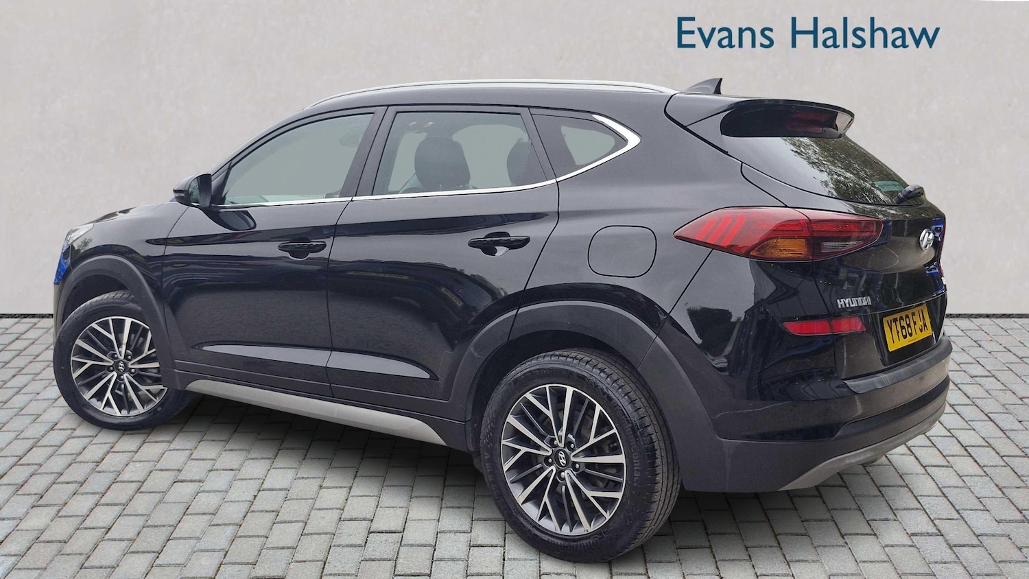 Used Hyundai TUCSON 2018 for sale - 76004381: Photo 3