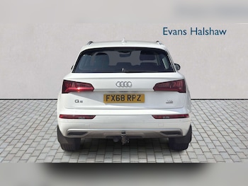 Used Audi Q5 2018 for sale - 79390641: Photo