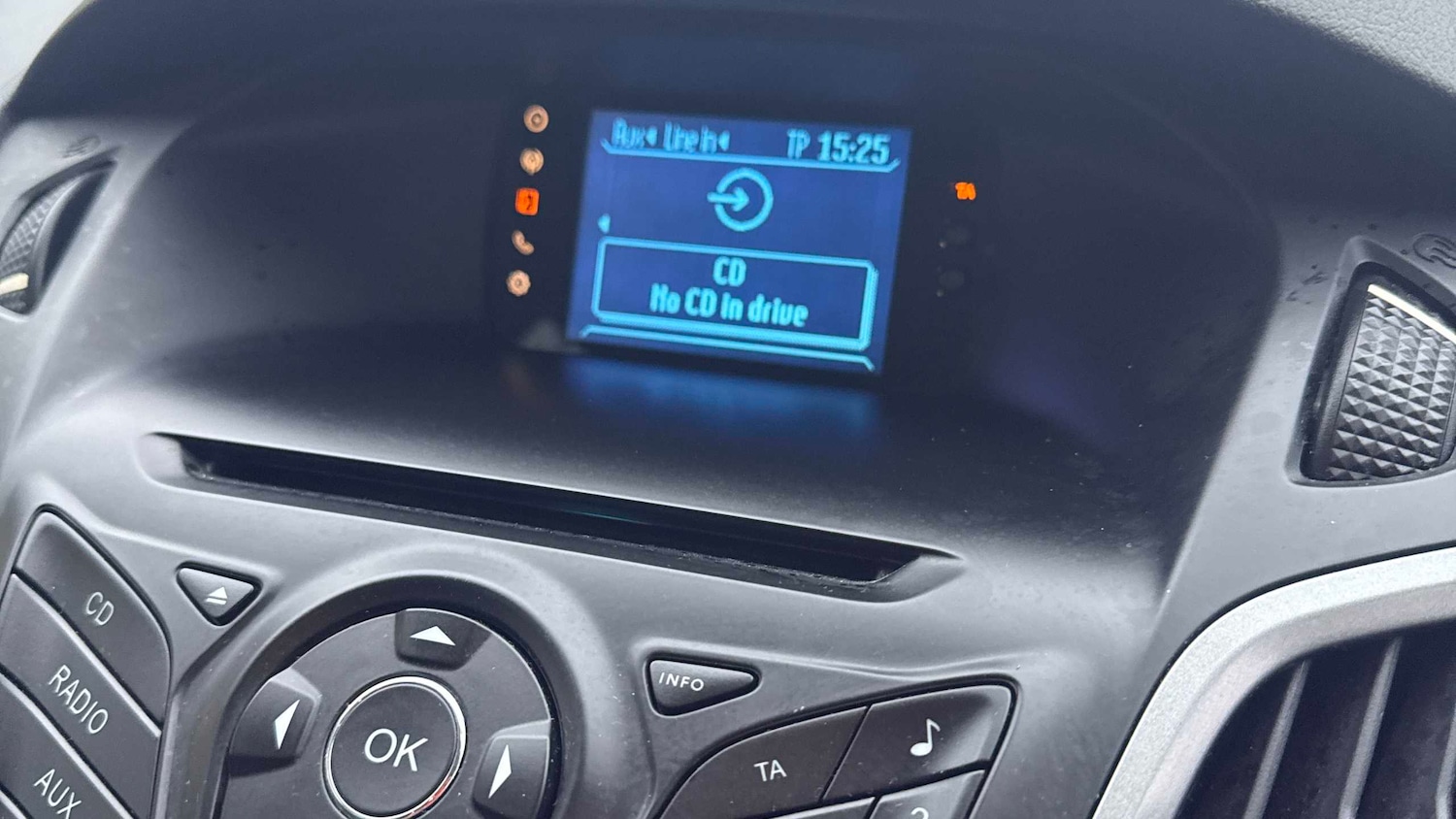 Used Ford Focus 2012 for sale - 77414826: Photo 27