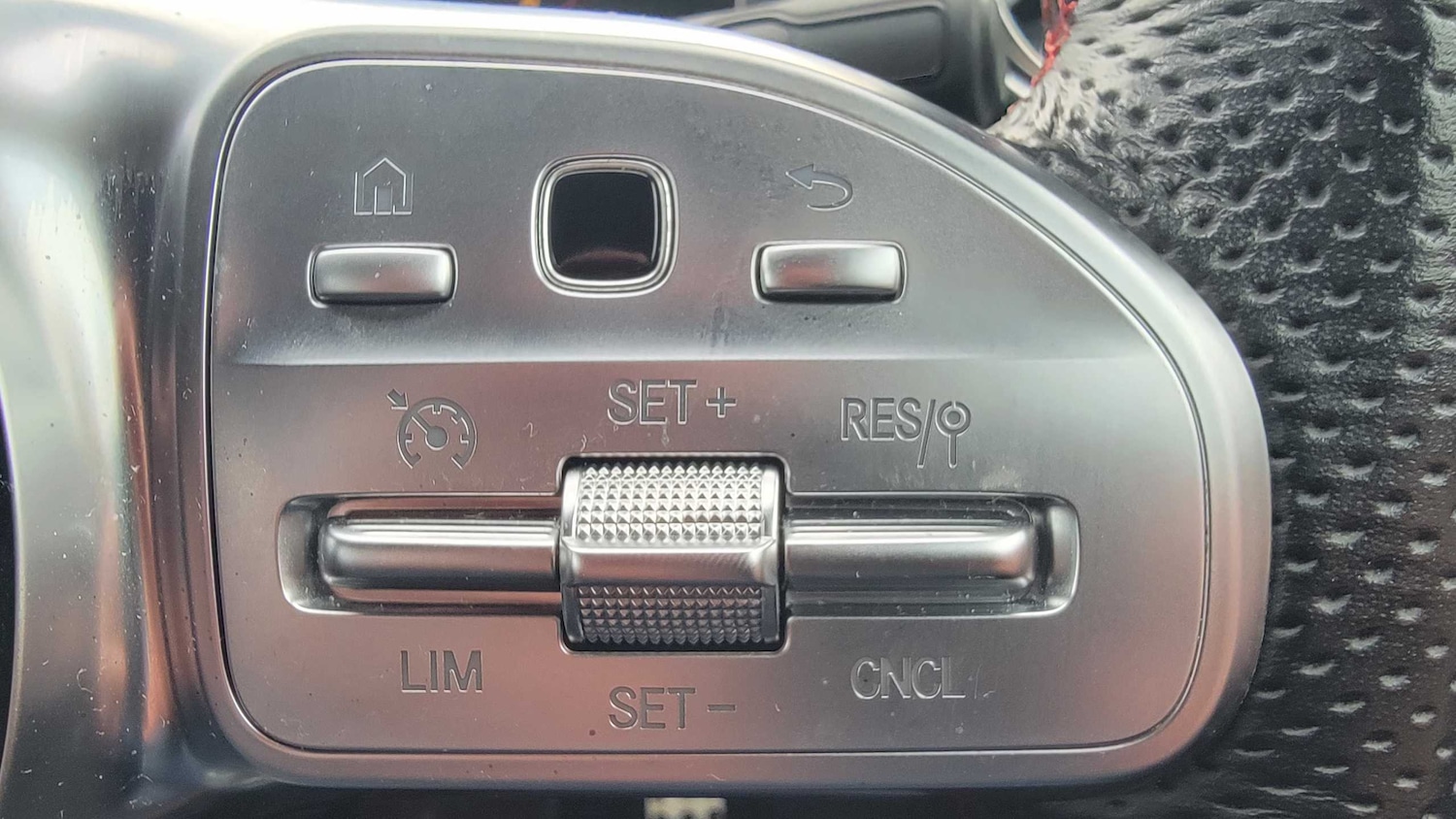 Used Mercedes-Benz A-Class 2019 for sale - 77018884: Photo 33