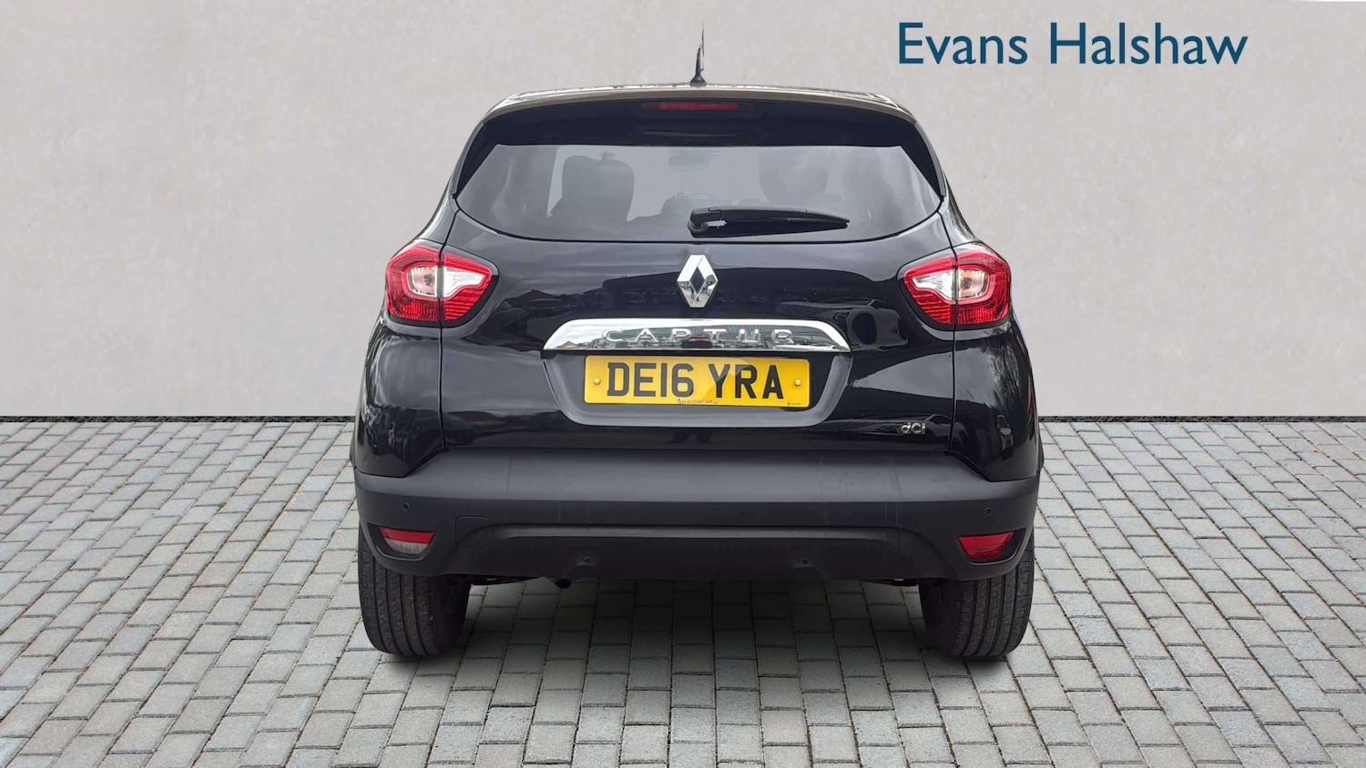 Used Renault Captur 2016 for sale - 78010135: Photo 3