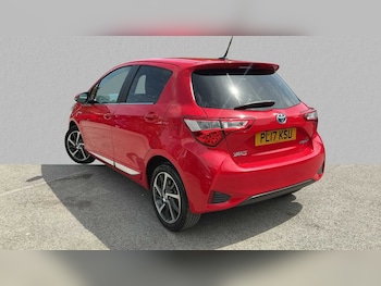 Used Toyota Yaris 2017 for sale - 75818110: Photo