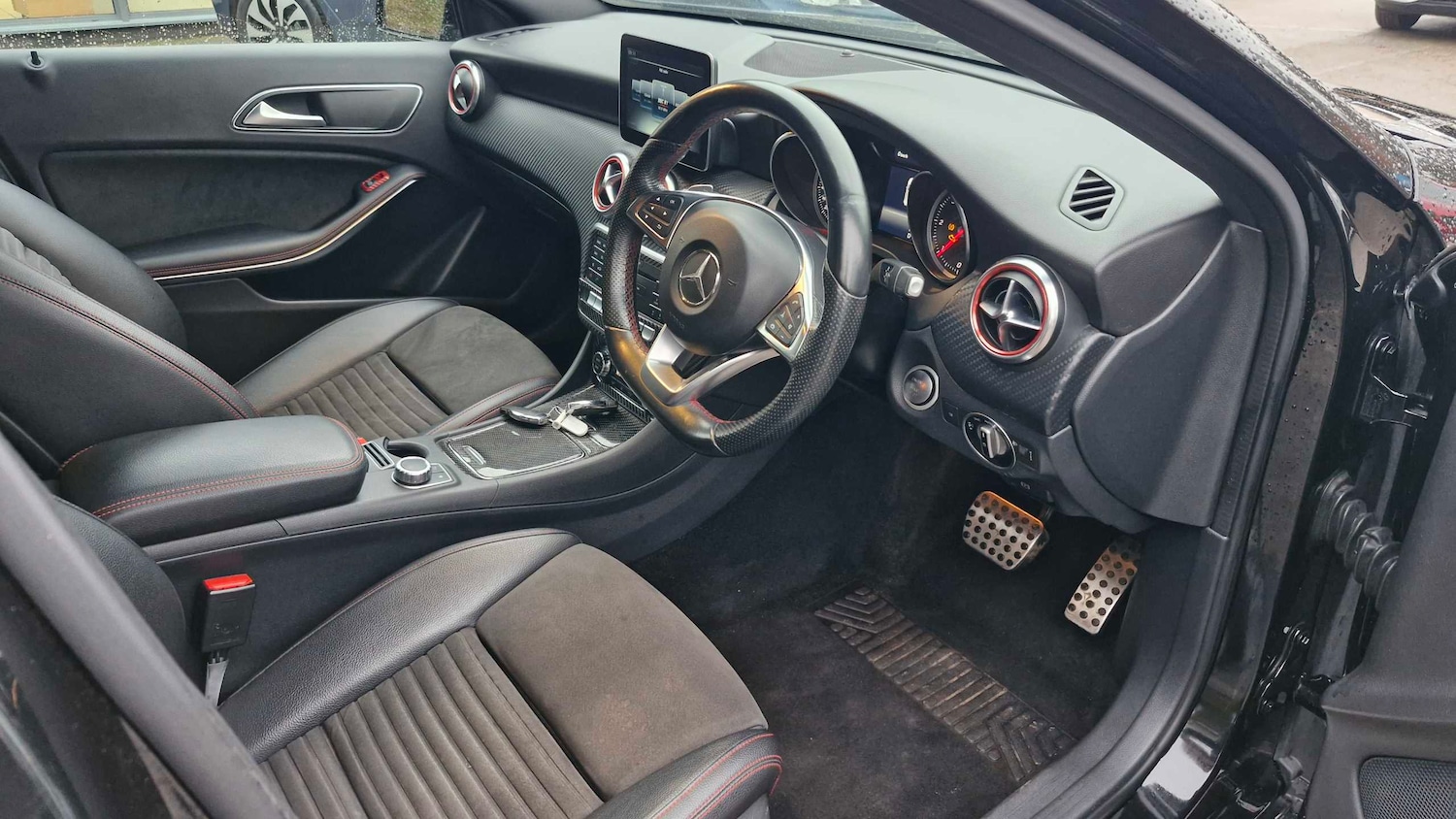 Used Mercedes-Benz A-Class 2017 for sale - 77333848: Photo 11