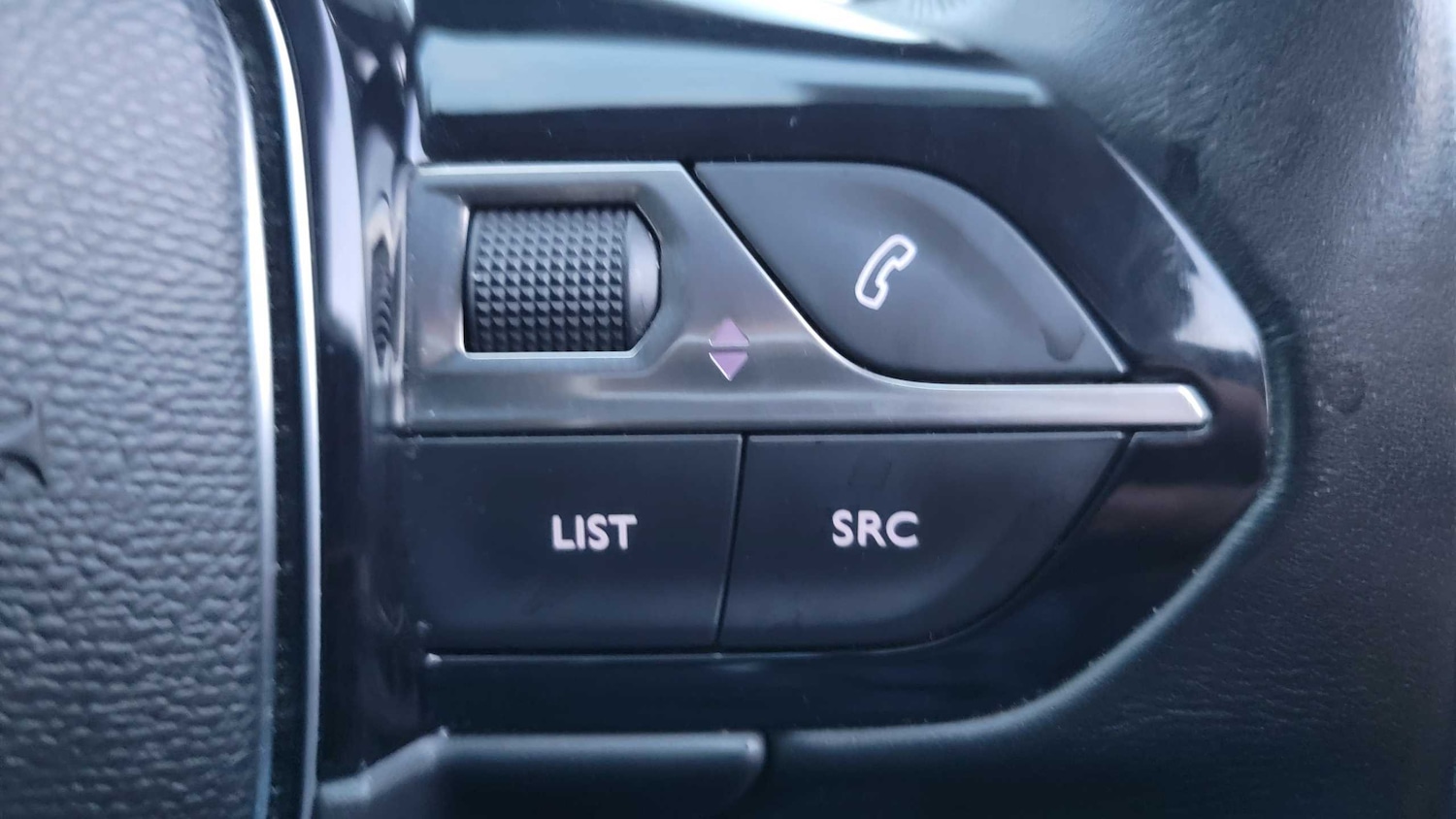 Used Peugeot 3008 2018 for sale - 76435646: Photo 22