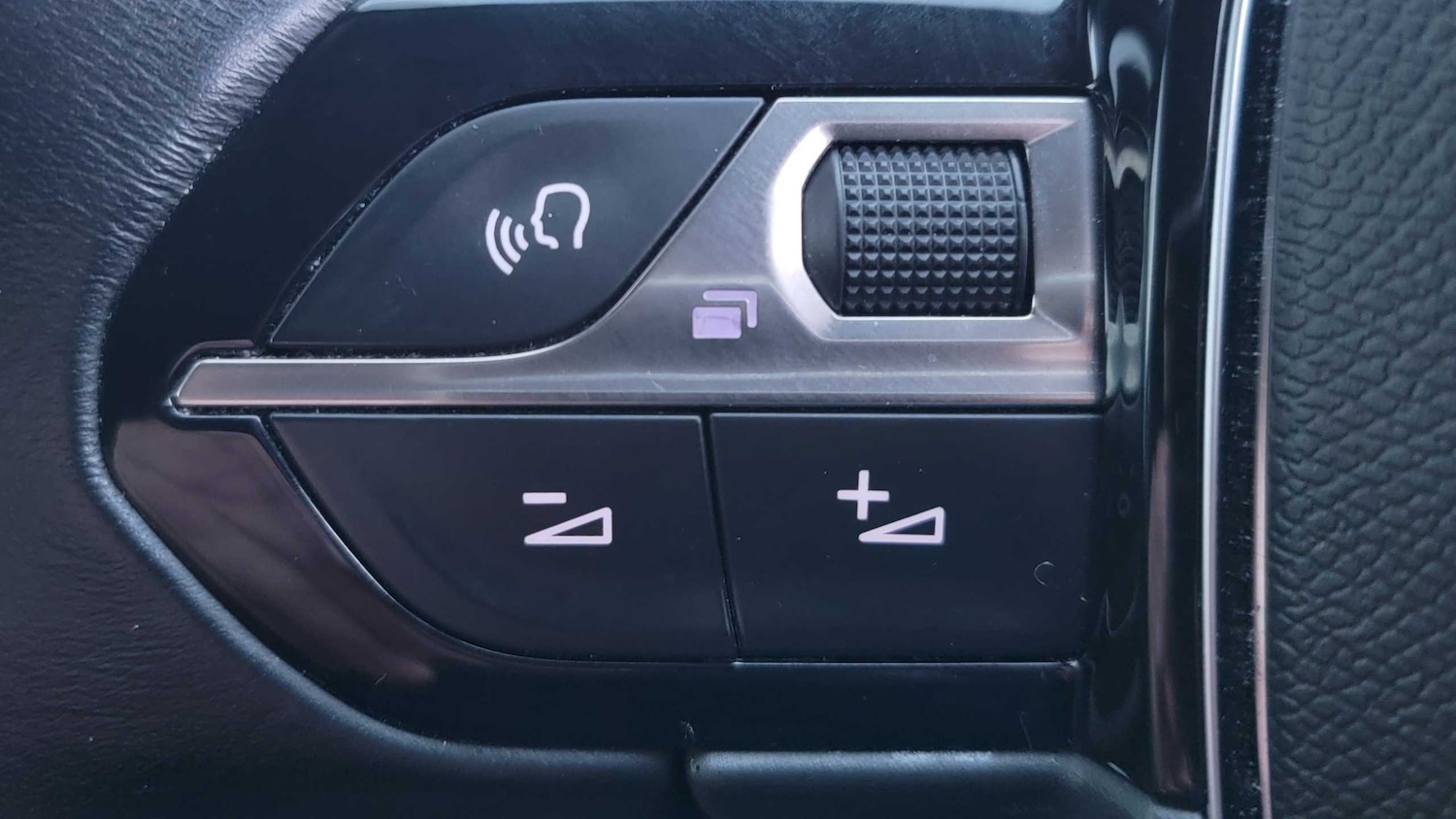 Used Peugeot 3008 2018 for sale - 76435646: Photo 23