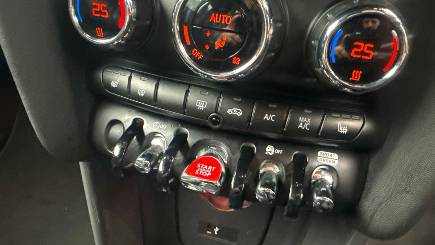 Used MINI Hatch 2019 for sale - 76929068: Photo 31