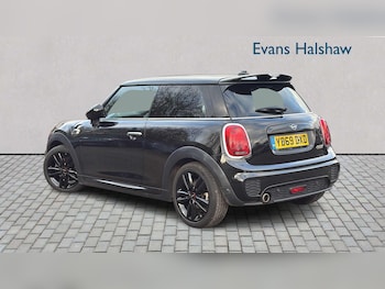 Used MINI Hatch 2019 for sale - 76929068: Photo
