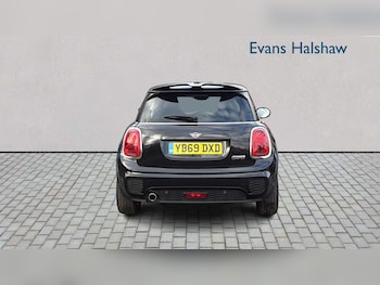 Used MINI Hatch 2019 for sale - 76929068: Photo