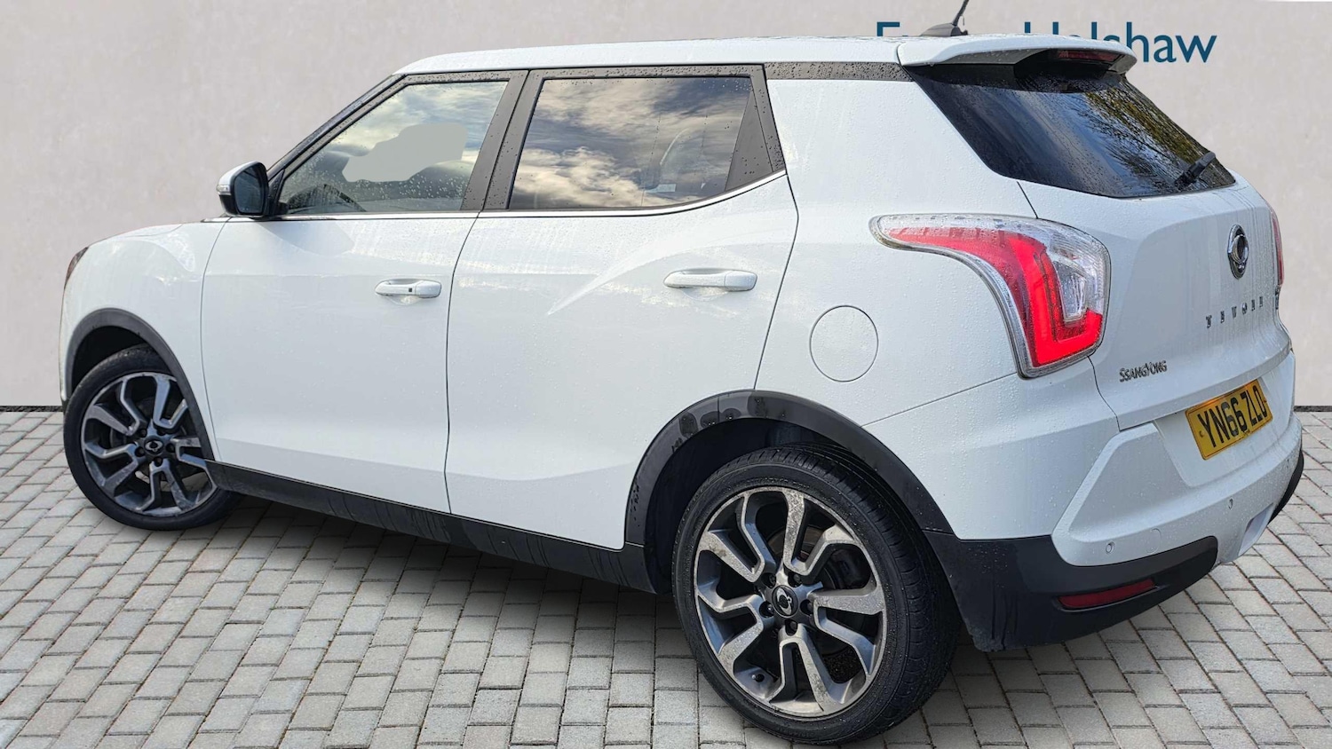 Used Ssangyong Tivoli 2016 for sale - 76553098: Photo 3