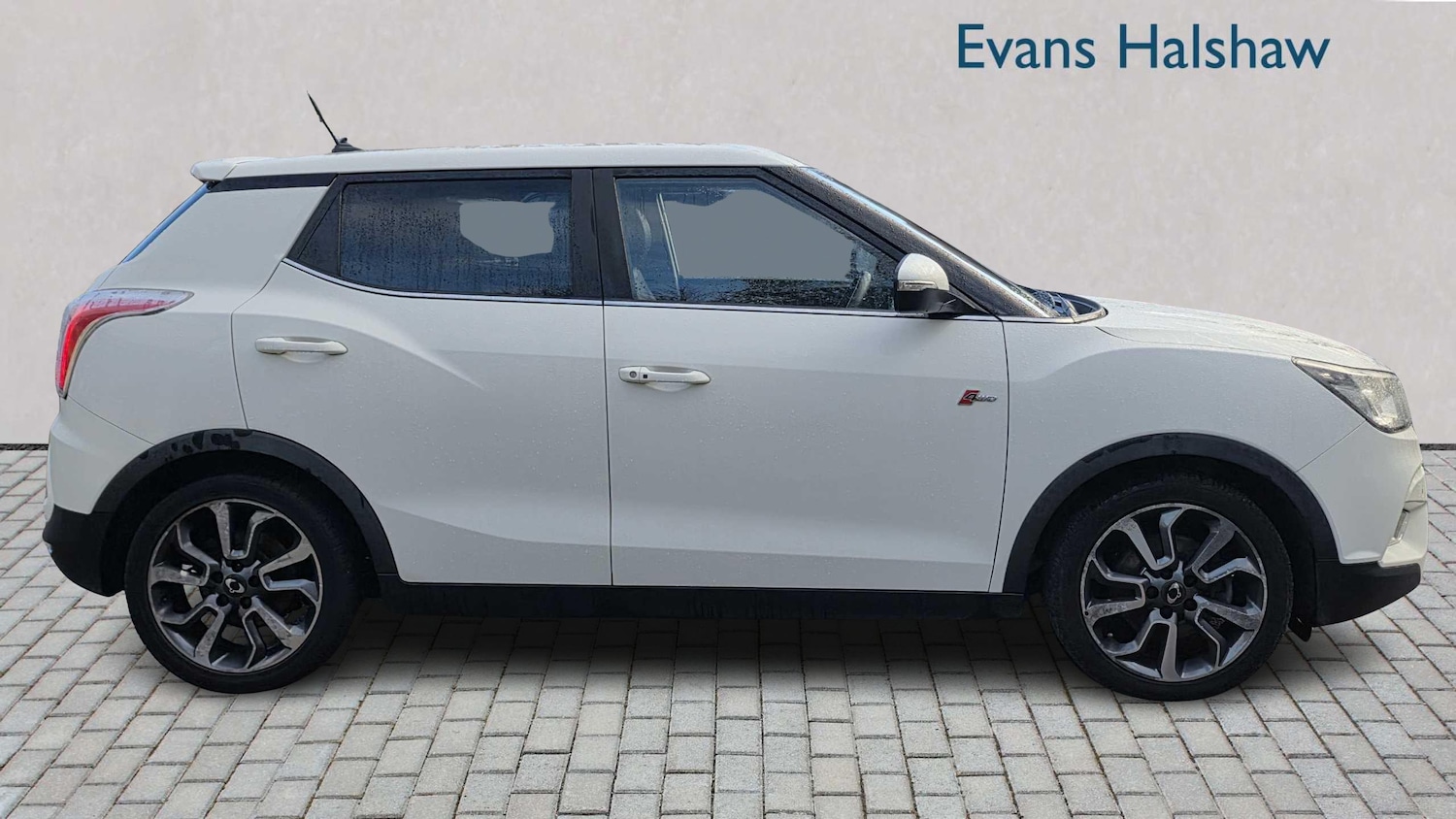 Used Ssangyong Tivoli 2016 for sale - 76553098: Photo 8