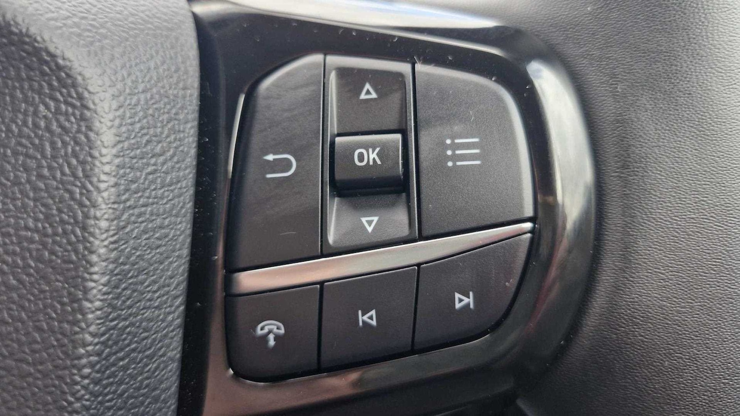 Used Ford Puma 2025 for sale - 76889838: Photo 13