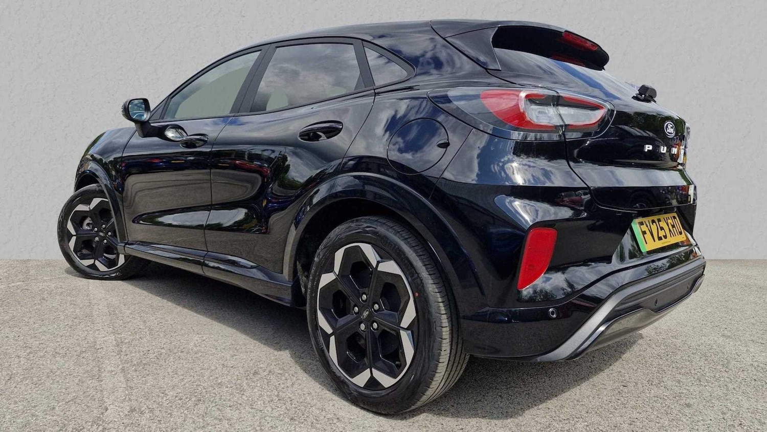 Used Ford Puma 2025 for sale - 76889838: Photo 2